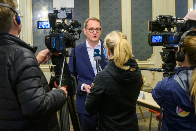 Öffnet eine Lightbox: Dominik Lamminger (VÖB) im Interview