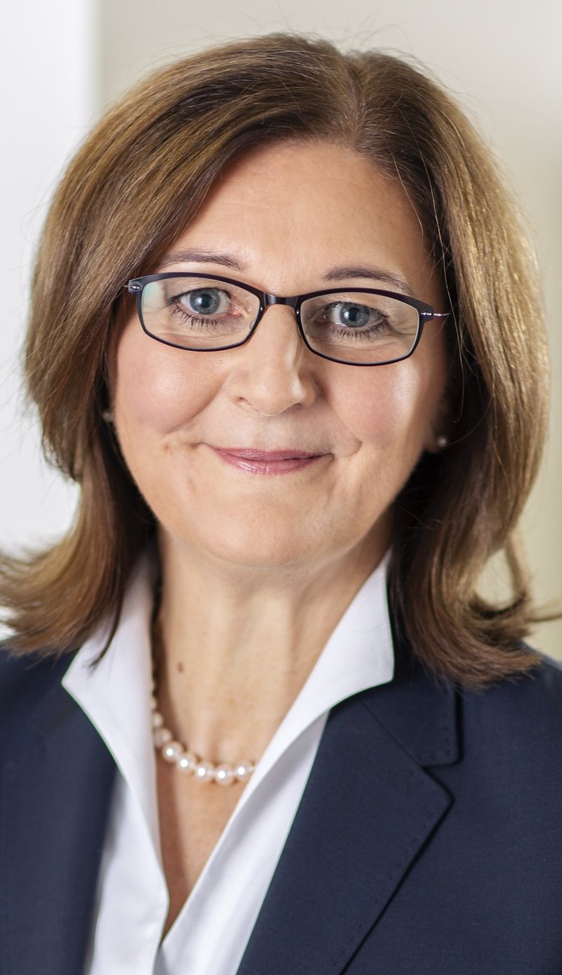 Portrait von Frau Weymayr