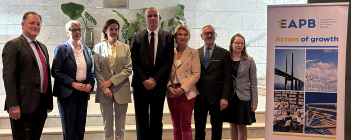 News lesen Gruppenfoto EAPB